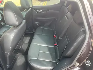 Used 2017 Nissan Qashqai Tekna Black - Interior and Exterior details 11