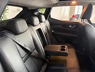 Used 2017 Nissan Qashqai Tekna Black - Interior and Exterior details 12