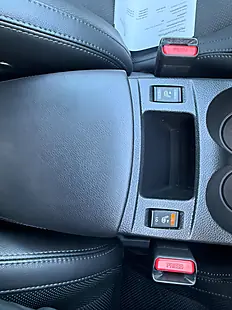 Used 2017 Nissan Qashqai Tekna Black - Interior and Exterior details 16