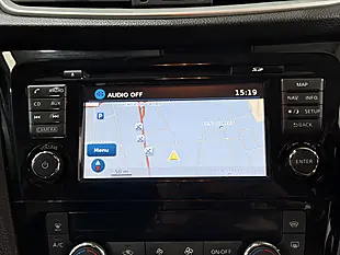 Used 2017 Nissan Qashqai Tekna Black - Interior and Exterior details 11