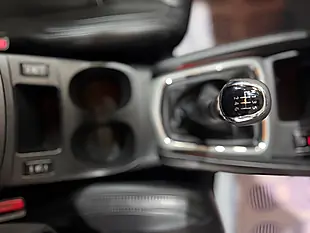 Used 2017 Nissan Qashqai Tekna Black - Interior and Exterior details 14