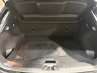 Used 2017 Nissan Qashqai Tekna Black - Interior and Exterior details 20
