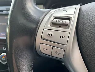 Used 2017 Nissan Qashqai Tekna Black - Interior and Exterior details 14