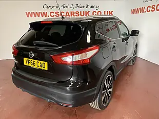 Used 2017 Nissan Qashqai Tekna Black - Interior and Exterior details 2