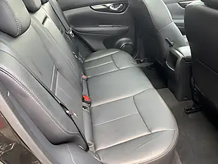 Used 2017 Nissan Qashqai Tekna Black - Interior and Exterior details 7