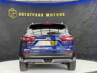 Used 2017 Nissan Qashqai Tekna Blue - Interior and Exterior details 6