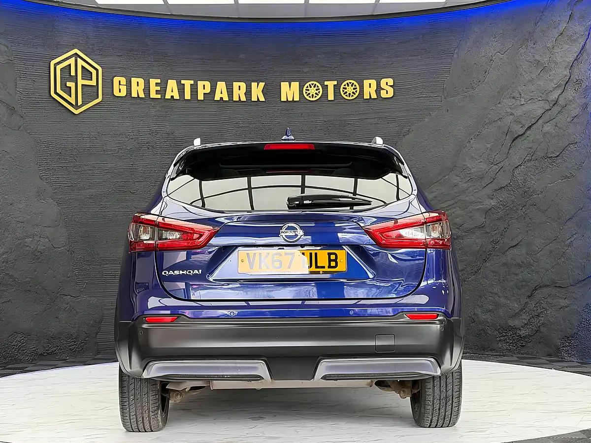 Used 2017 Nissan Qashqai Tekna Blue - Interior and Exterior details 6
