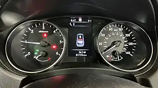 Used 2017 Nissan Qashqai Tekna Blue - Interior and Exterior details 7