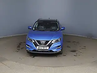 Used 2017 Nissan Qashqai Tekna Blue - Interior and Exterior details 9