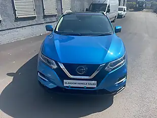 Used 2017 Nissan Qashqai Tekna Blue - Interior and Exterior details 2