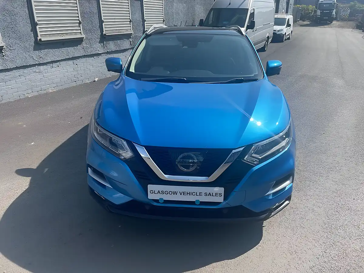 Used 2017 Nissan Qashqai Tekna Blue - Interior and Exterior details 2