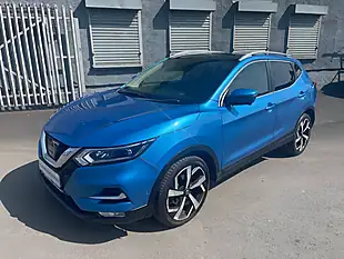 Used 2017 Nissan Qashqai Tekna Blue - Interior and Exterior details 3