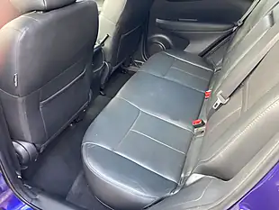 Used 2017 Nissan Qashqai Tekna Blue - Interior and Exterior details 9