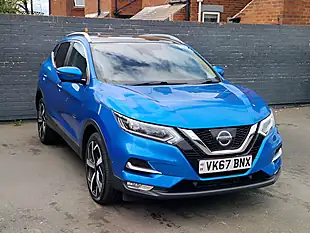 Used 2017 Nissan Qashqai Tekna Blue - Interior and Exterior details 3
