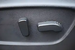 Used 2017 Nissan Qashqai Tekna Blue - Interior and Exterior details 17