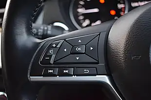 Used 2017 Nissan Qashqai Tekna Blue - Interior and Exterior details 18