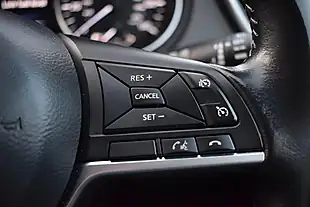 Used 2017 Nissan Qashqai Tekna Blue - Interior and Exterior details 19