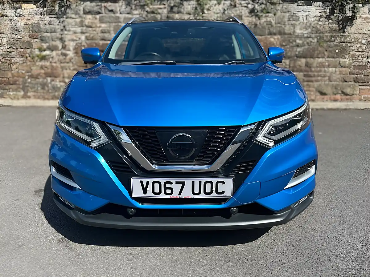 Used 2017 Nissan Qashqai Tekna Blue - Interior and Exterior details 2