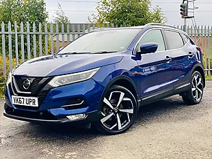 Used 2017 Nissan Qashqai Tekna Blue - Interior and Exterior details 3