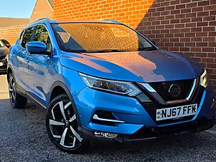 Used 2017 Nissan Qashqai Tekna Blue - Interior and Exterior details 10