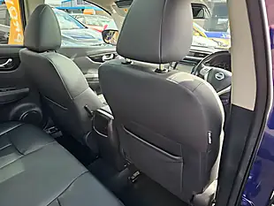 Used 2017 Nissan Qashqai Tekna Blue - Interior and Exterior details 12