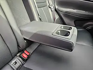 Used 2017 Nissan Qashqai Tekna Blue - Interior and Exterior details 15