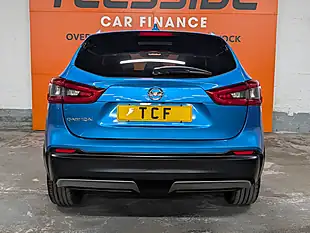 Used 2017 Nissan Qashqai Tekna+ Blue - Interior and Exterior details 12