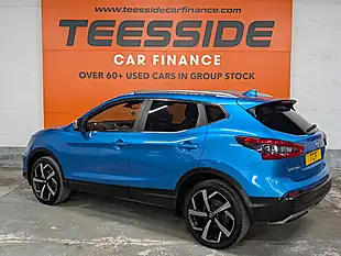 Used 2017 Nissan Qashqai Tekna+ Blue - Interior and Exterior details 14
