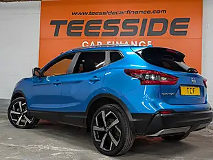 Used 2017 Nissan Qashqai Tekna+ Blue - Interior and Exterior details 16