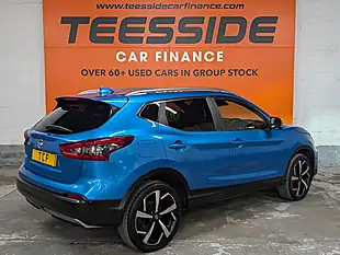 Used 2017 Nissan Qashqai Tekna+ Blue - Interior and Exterior details 8