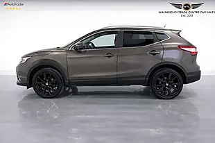 Used 2017 Nissan Qashqai Tekna Bronze - Interior and Exterior details 5