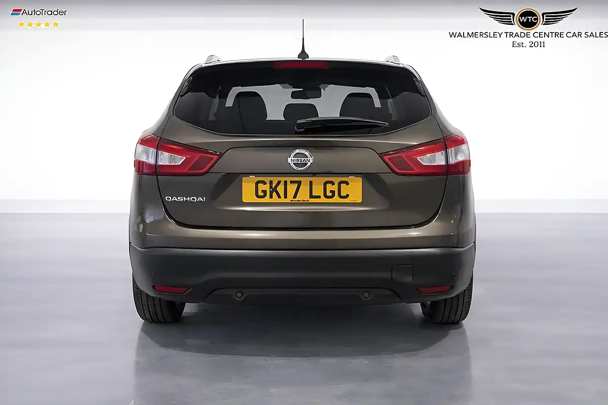 Used 2017 Nissan Qashqai Tekna Bronze - Interior and Exterior details 7