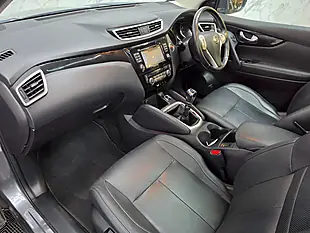 Used 2017 Nissan Qashqai Tekna Grey - Interior and Exterior details 12