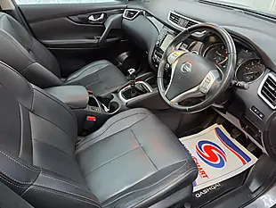 Used 2017 Nissan Qashqai Tekna Grey - Interior and Exterior details 13