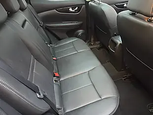 Used 2017 Nissan Qashqai Tekna Grey - Interior and Exterior details 15