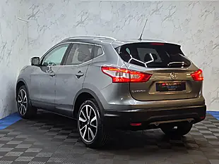 Used 2017 Nissan Qashqai Tekna Grey - Interior and Exterior details 7