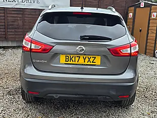Used 2017 Nissan Qashqai Tekna Grey - Interior and Exterior details 10