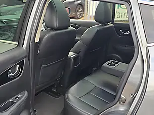 Used 2017 Nissan Qashqai Tekna Grey - Interior and Exterior details 12