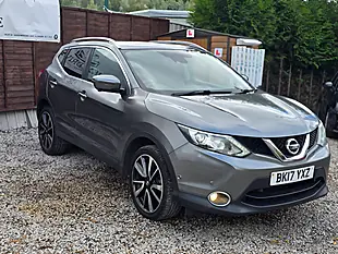 Used 2017 Nissan Qashqai Tekna Grey - Interior and Exterior details 6