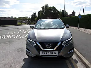 Used 2017 Nissan Qashqai Tekna Grey - Interior and Exterior details 2