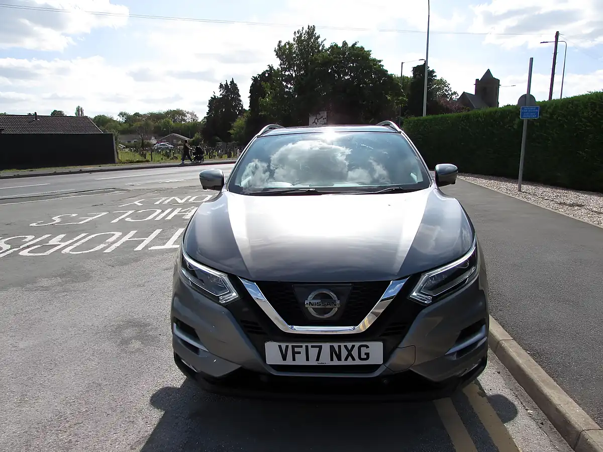 Used 2017 Nissan Qashqai Tekna Grey - Interior and Exterior details 2