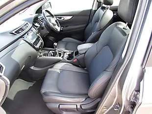 Used 2017 Nissan Qashqai Tekna Grey - Interior and Exterior details 9