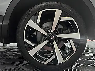 Used 2017 Nissan Qashqai Tekna+ Grey - Interior and Exterior details 11