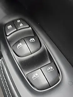 Used 2017 Nissan Qashqai Tekna+ Grey - Interior and Exterior details 15