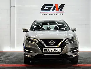 Used 2017 Nissan Qashqai Tekna+ Grey - Interior and Exterior details 5