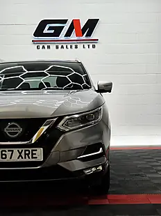 Used 2017 Nissan Qashqai Tekna+ Grey - Interior and Exterior details 6