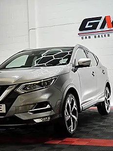 Used 2017 Nissan Qashqai Tekna+ Grey - Interior and Exterior details 7