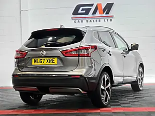 Used 2017 Nissan Qashqai Tekna+ Grey - Interior and Exterior details 8