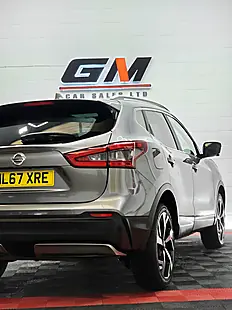 Used 2017 Nissan Qashqai Tekna+ Grey - Interior and Exterior details 9