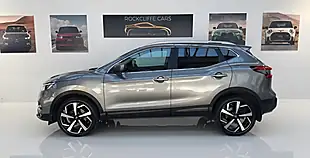 Used 2017 Nissan Qashqai Tekna Grey - Interior and Exterior details 3